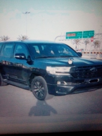 toyota-landkrozr-big-0