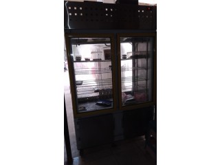 ثلاجة عرض ممتازة