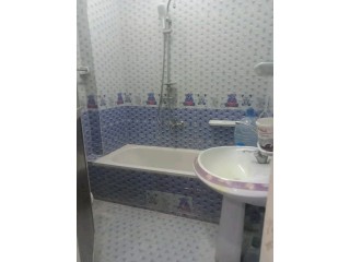 شقه 100متر للبيع