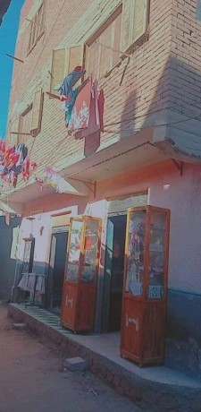 mnzl-llbyaa-bsaar-shkh-01154285018-big-0